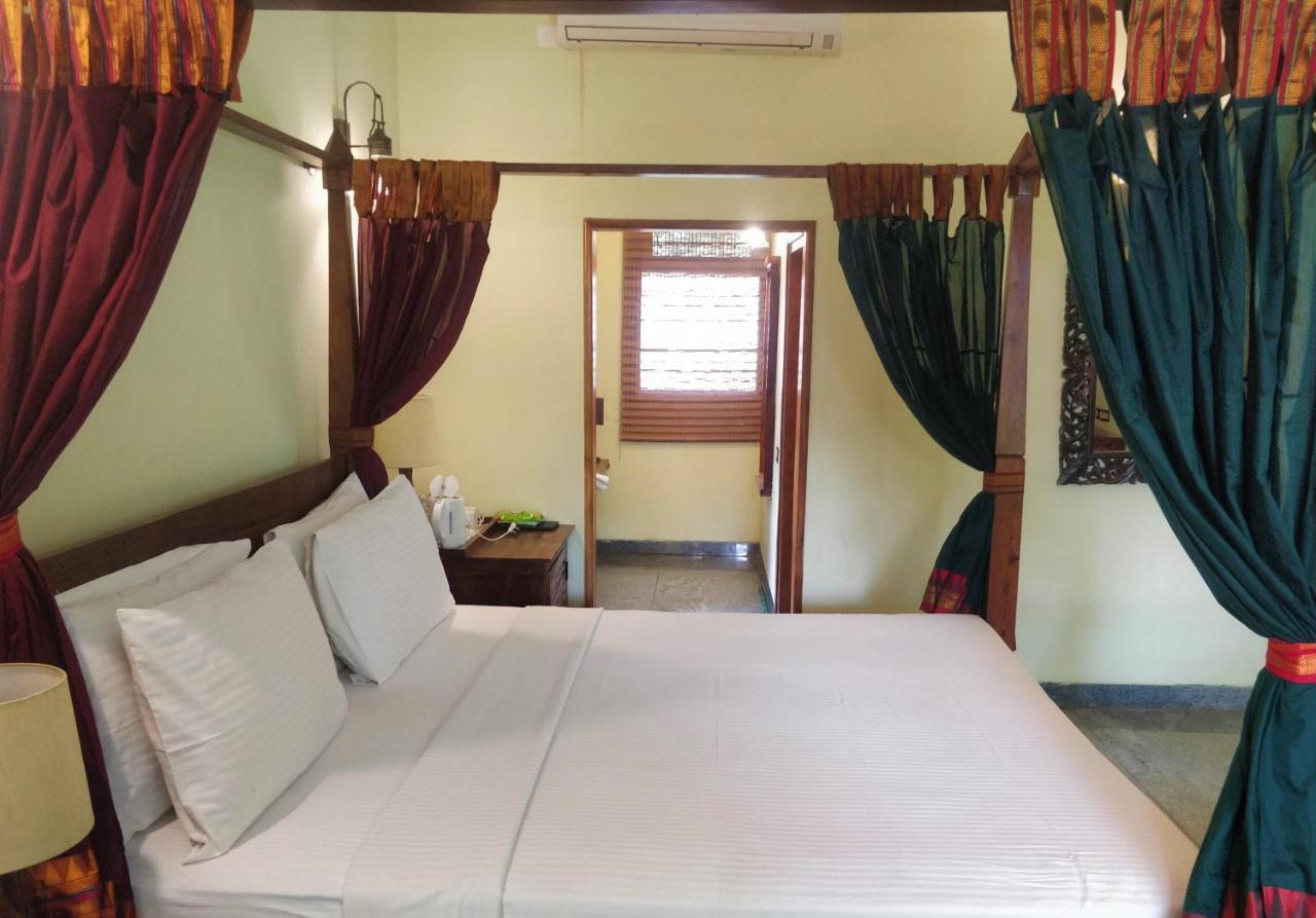 Heritage Resort Hampi Exterior photo